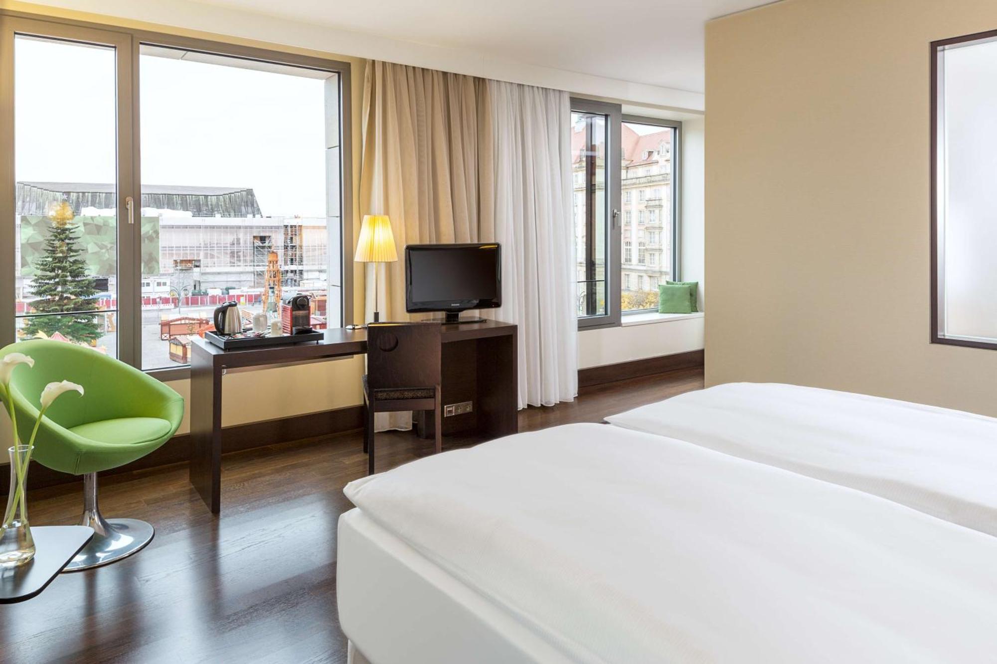 Nh Collection Altmarkt Hotel 4*